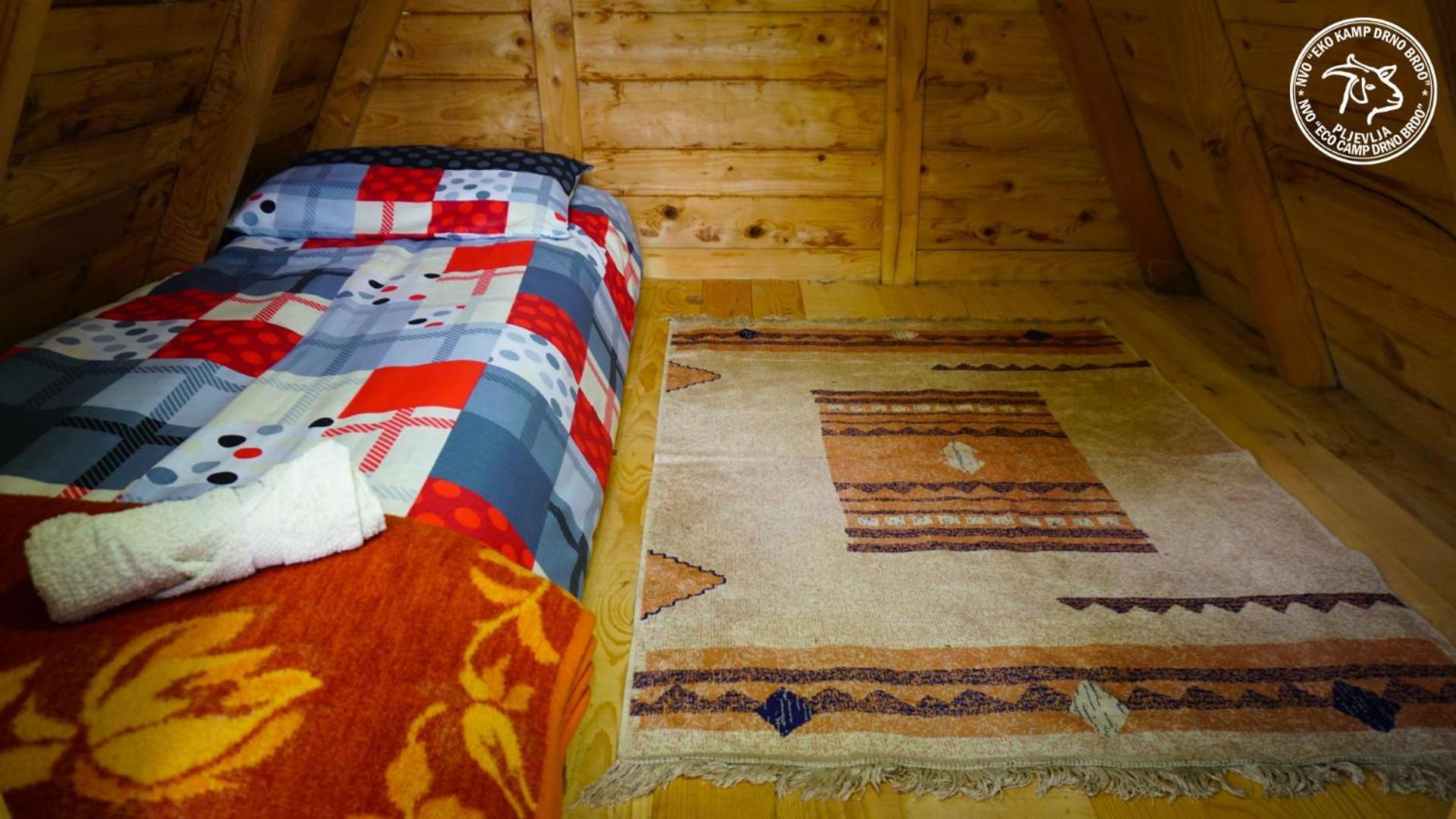 农家乐 Eco Camp Drno Brdo *